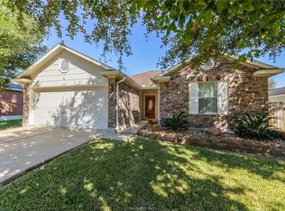 3807 Springfield Dr, College Station, TX 77845