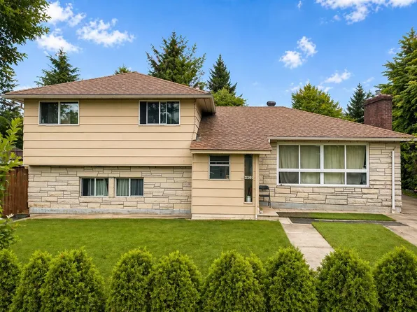 14832 103a Ave, Surrey, BC V3R 1L7