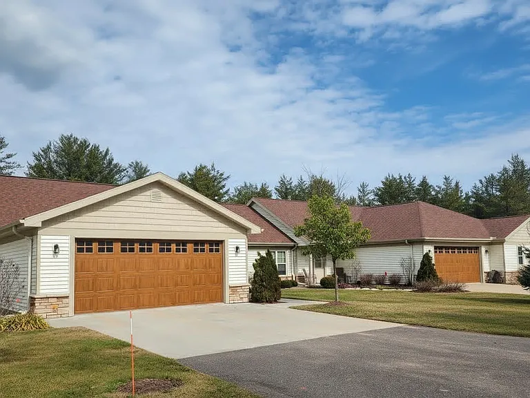 W5244 Highway 21 — Photo 1