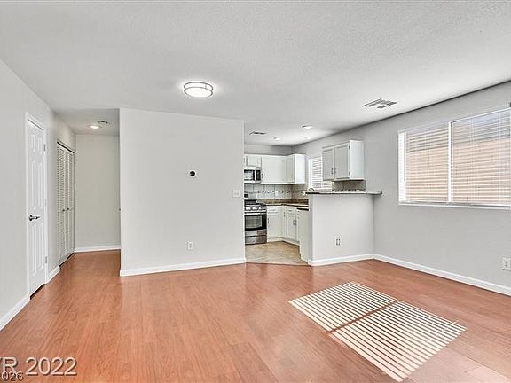 5th image of 3221 Fico Ave
