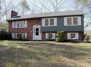 51 Bingham Rd, Carlisle, MA 01741