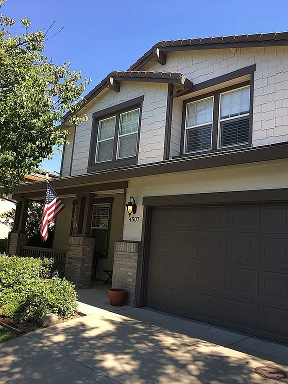 4507 Pheasant Ln photo 1