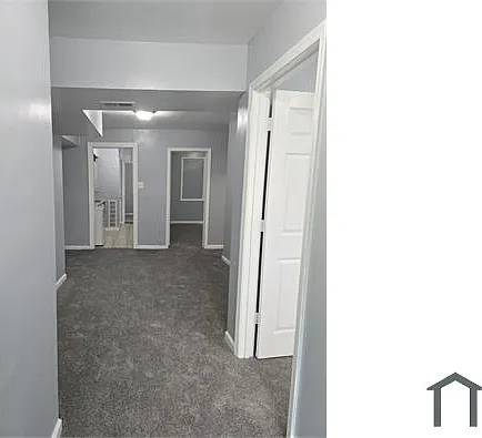 3 bed, 750 sqft, $2,300 — Photo 3