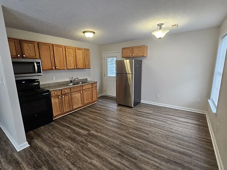 420 Orange St — Photo 7