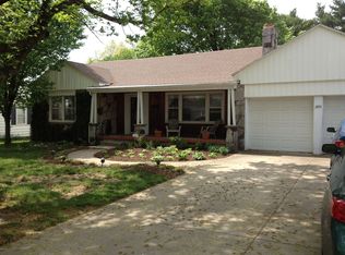 1455 S Kentwood Ave, Springfield, MO 65804