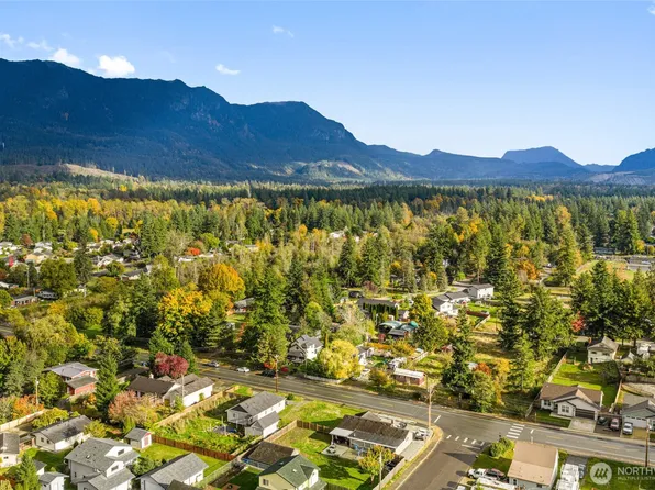 314 1st Street, Gold Bar, WA 98251