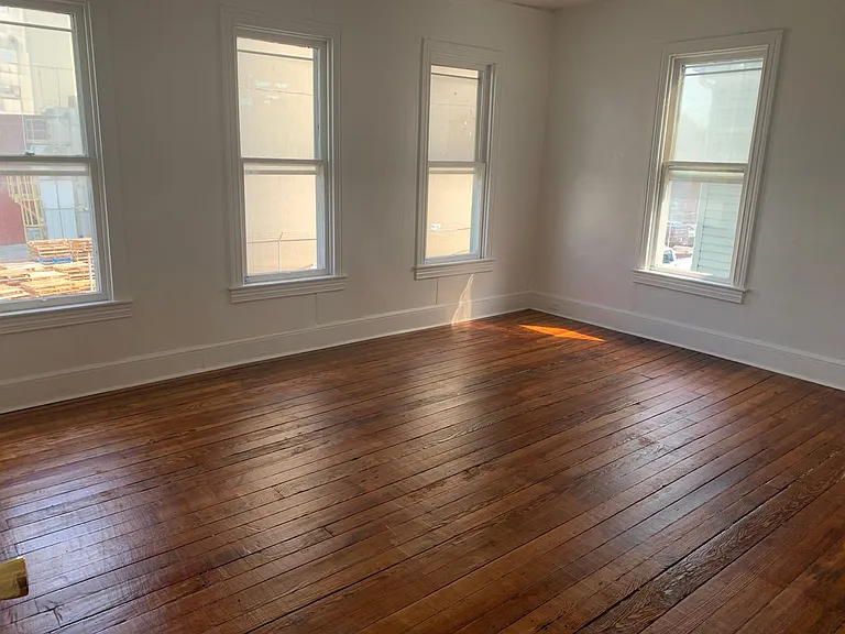 620 Company St — Photo 15
