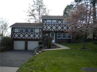 416 Alpine Village Dr, Monroeville, PA
