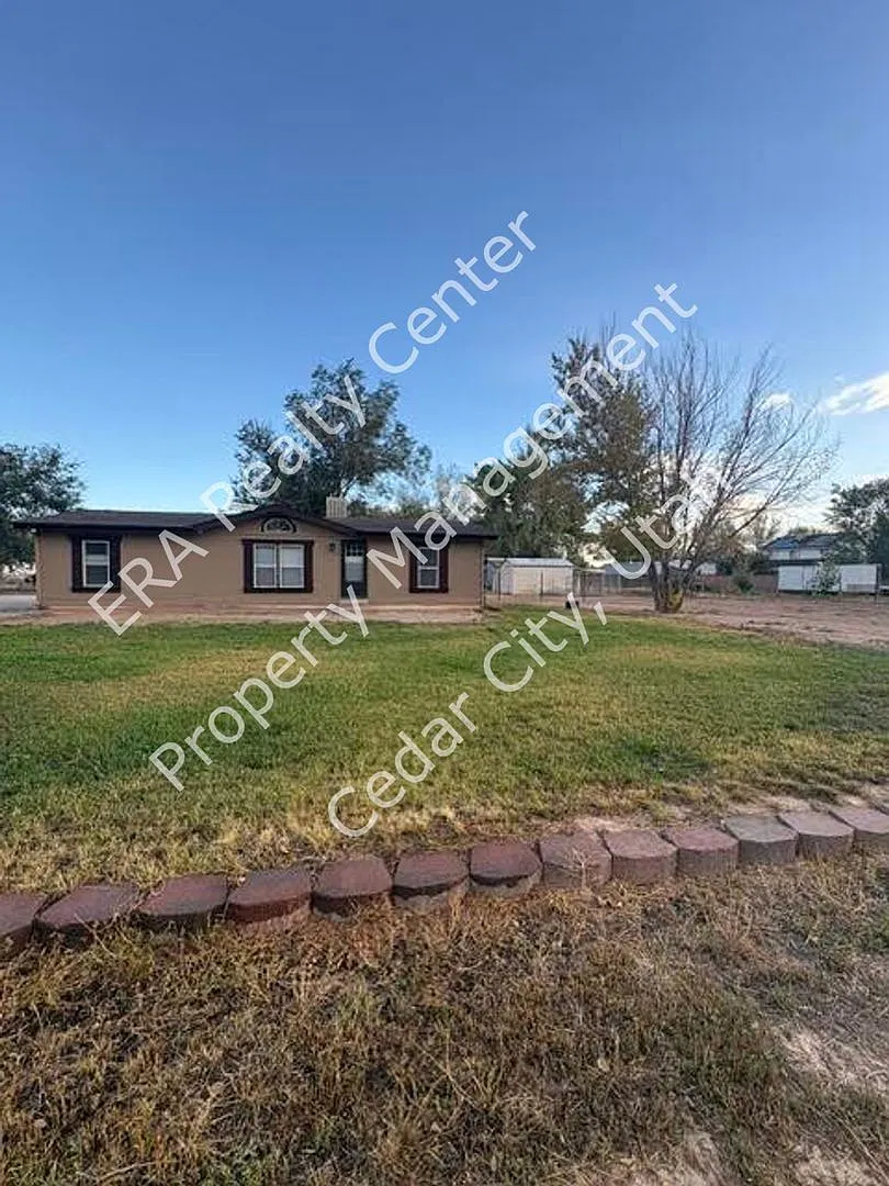 Move-in Discount!! 3 Bedroom 2 bath Manufactured Home, Enoch — Photo 3