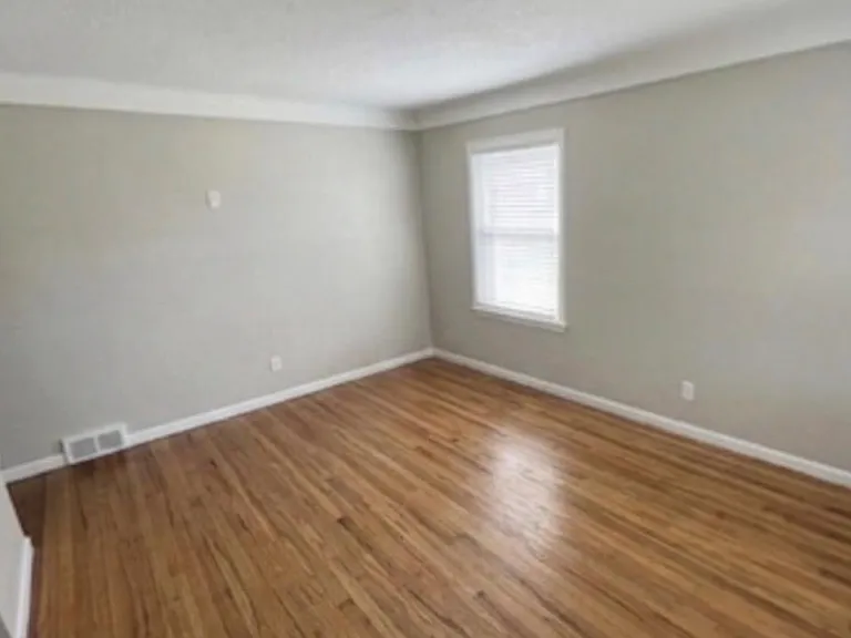 18418 Edinborough Rd — Photo 6