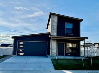 1628 Carol Ann Way, Cheyenne, WY 82007