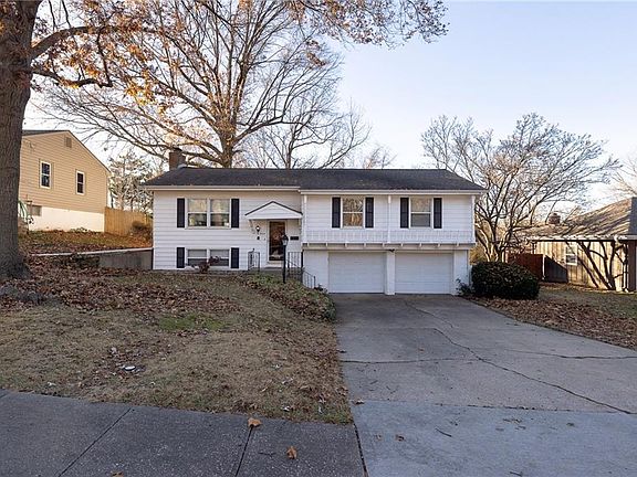2nd image of 8124 Hardy Ave