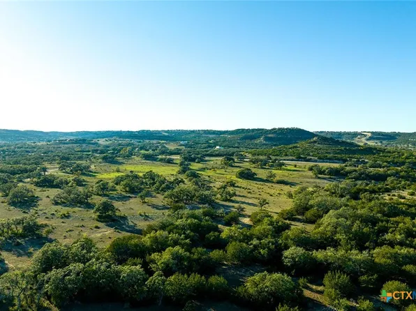 5548 N Us Highway 281, Blanco, TX 78606