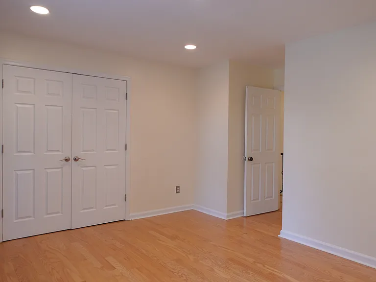 3001 N Dale Ct — Photo 14