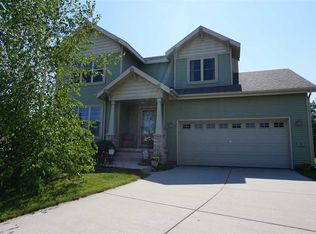 6 Deschamp Ct, Madison, WI 53718