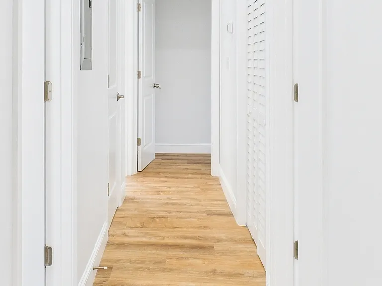 138 Camden Ave #1A — Photo 3
