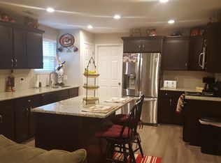 417 E 1200 N, Centerville, UT 84014