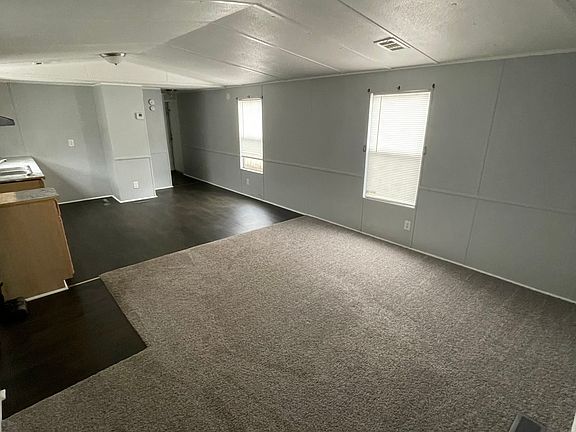 2nd image of 419 Creekside Dr