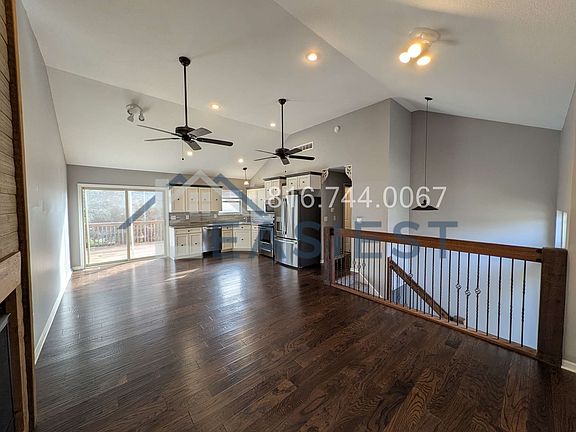 2nd image of 501 N Saville Ct