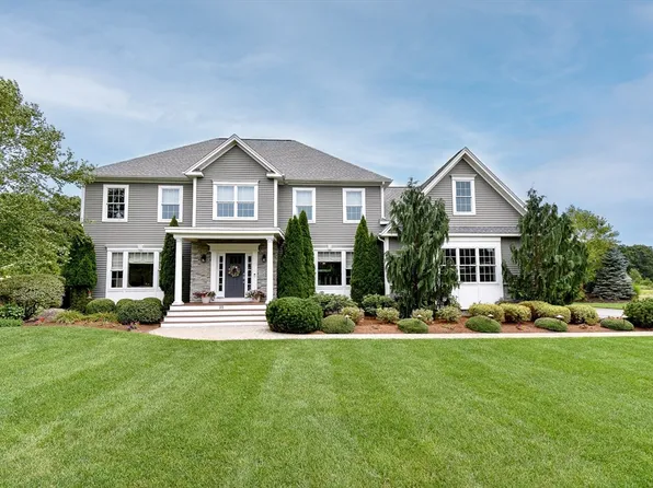 25 Linden Ln, Rehoboth, MA 02769