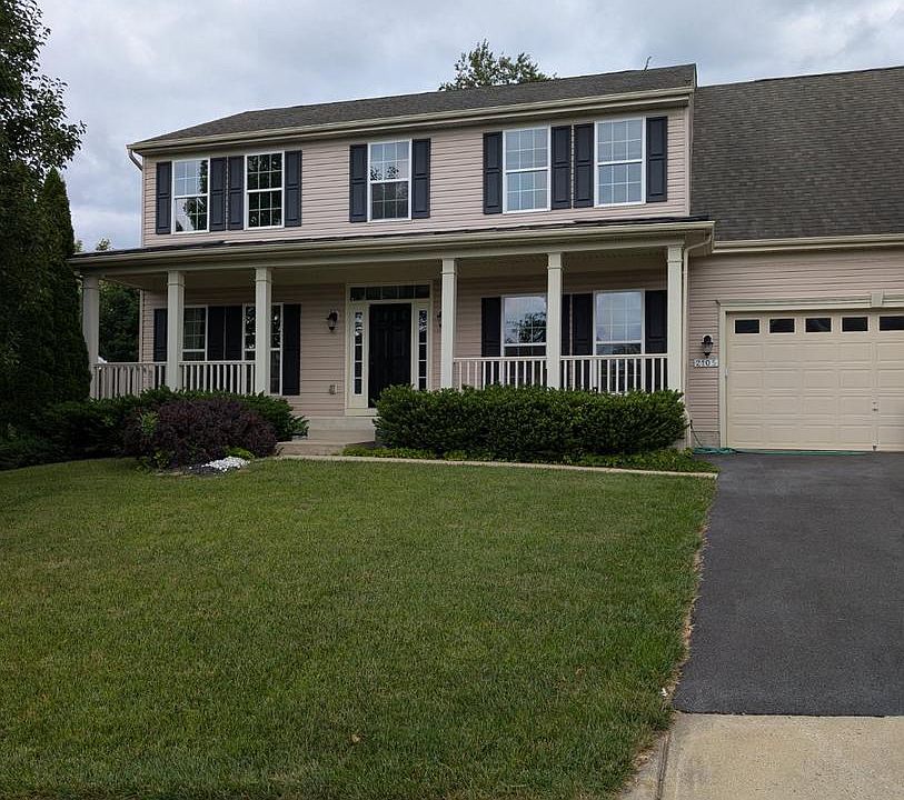 1st image of 2105 Fieldbrook Ln