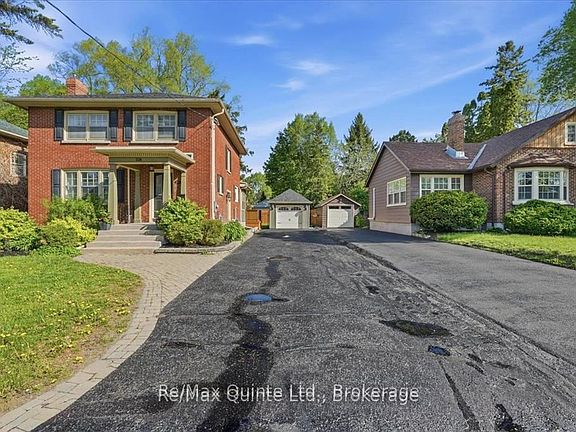 3rd image of 238 Victoria Ave