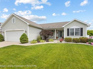 3913 Danbridge Dr, Lansing, MI 48906
