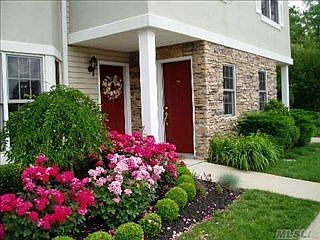 2nd image of 94 Pond View Dr