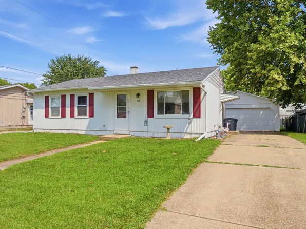 819 3rd Ave E, Milan, IL 61264