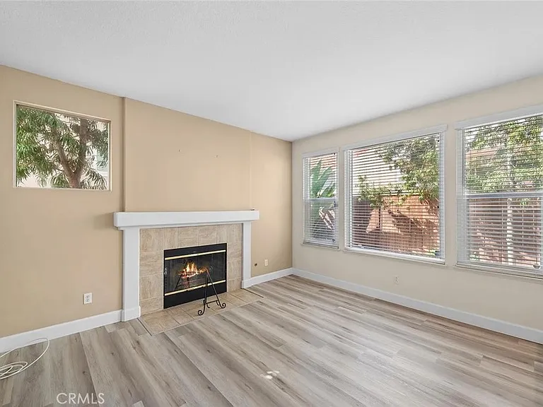 39 Colony Way — Photo 5