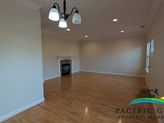 3rd image of 3202 Playa Ct #3202P
