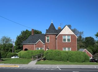 202 N Locust St, Floyd, VA 24091