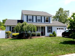 3 Stretch Dr, Mullica Hill, NJ 08062