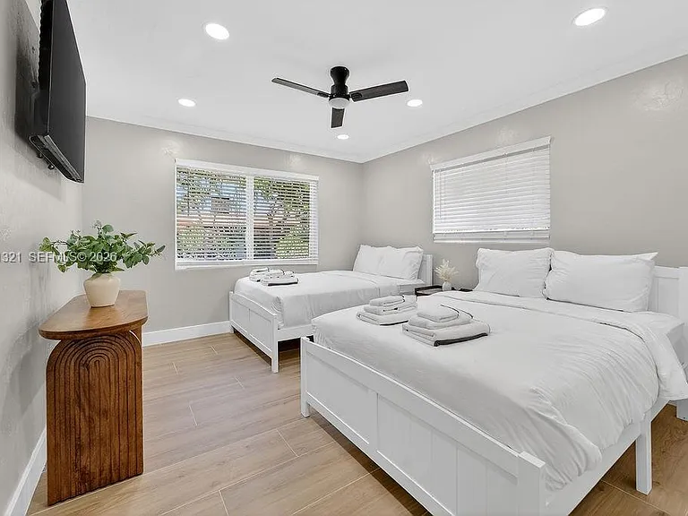 756 Cinnamon Rd — Photo 36