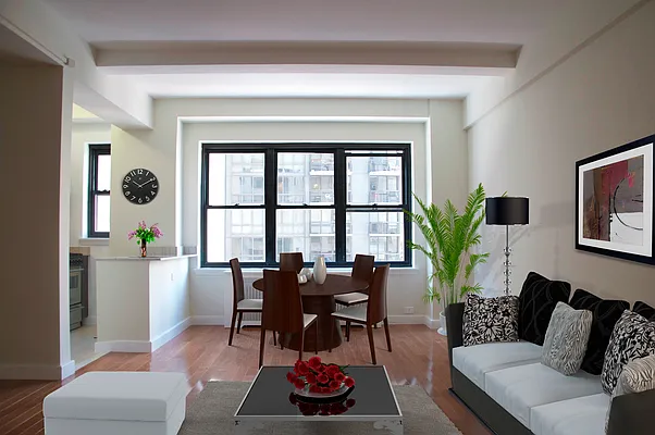 Rented by Stonehenge NYC LLC | media 28