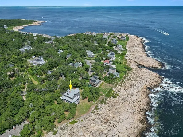51 Phillips Ave, Rockport, MA 01966