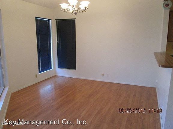 4th image of 7210 W Laurel Ln
