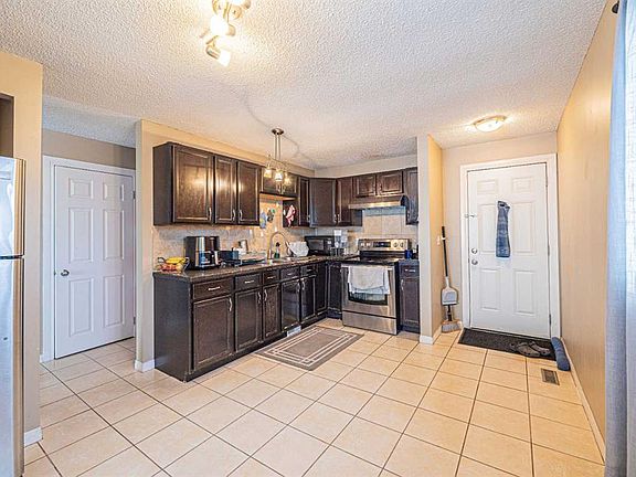 4th image of 43 Abbercove Rd SE