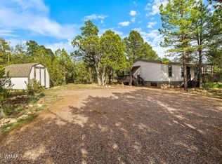 2853 Mustang Trl, Overgaard, AZ 85933