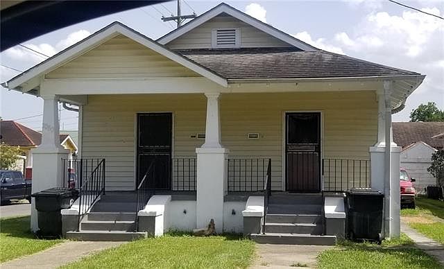1st image of 2078 Saint Denis St #80