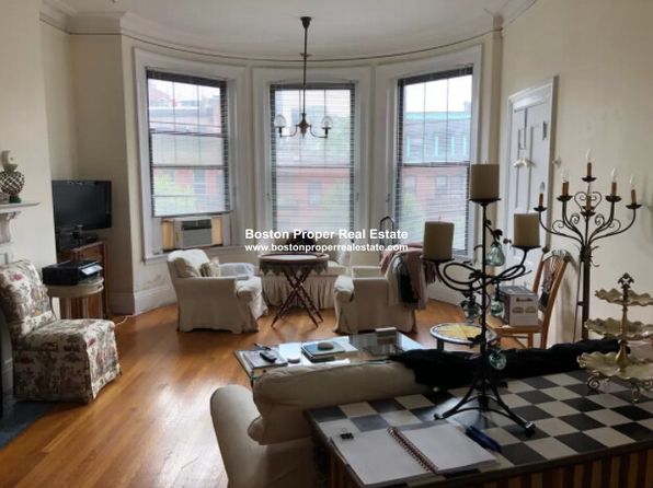 464 Beacon St APT 3F