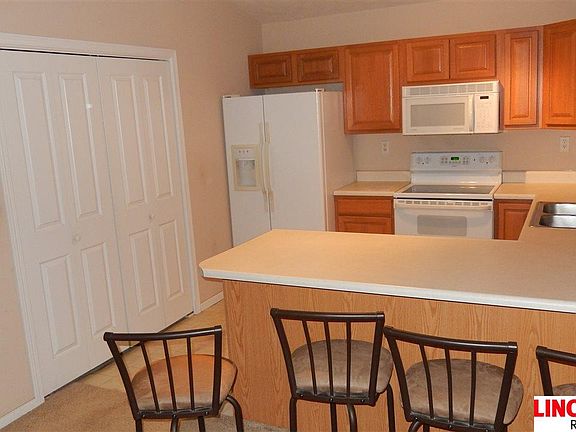 3rd image of 3933 Ballard Ct