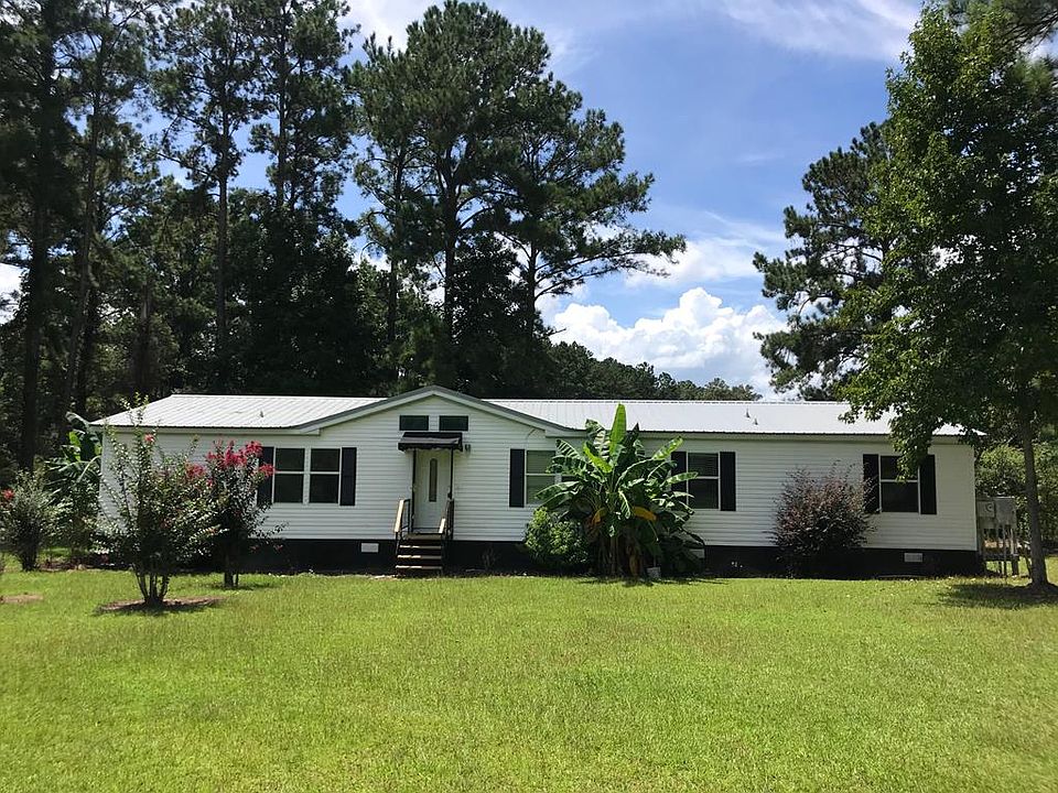1st image of 330 Pine Hill Lakes Dr