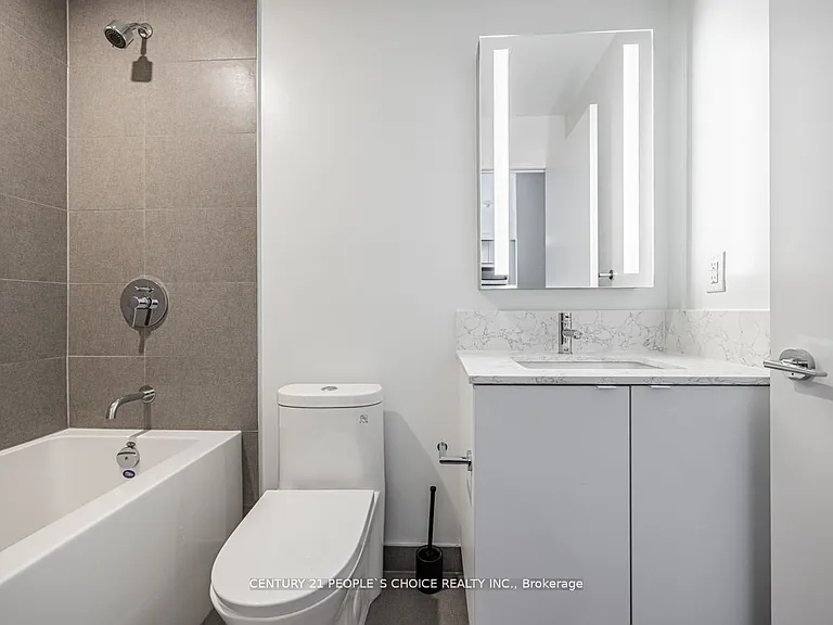 270 Dufferin St #713 — Photo 19