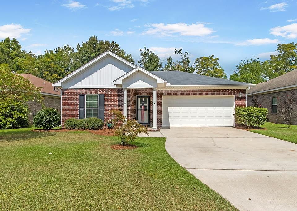 1st image of 212 Belhaven Dr