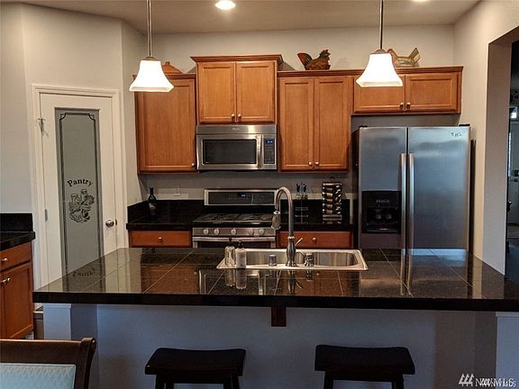 5th image of 8601 70th St NE