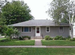 1703 Oak St, Oshkosh, WI 54901