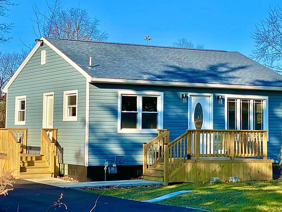 Two bedroom ranch in Liberty Twp