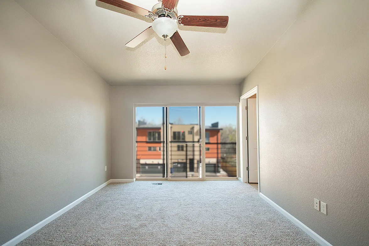 2 bed, 1768 sqft, $2,350 — Photo 4