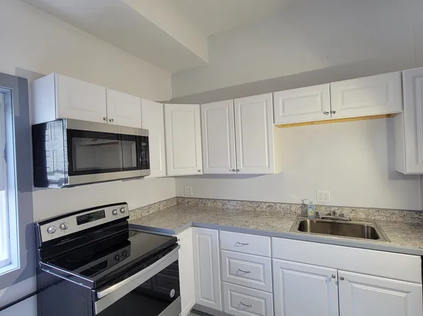 808 E Water St APT B, Prospect, OH 43342